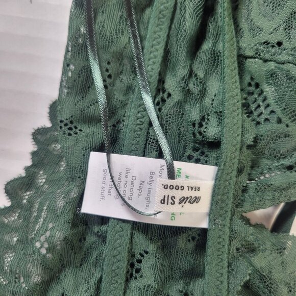 2 Aeries Women Green Floral Lace & Ribbed Bralettes Size Large - Picture 8 of 16
